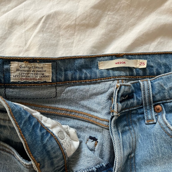 Levi’s wedgie icon fit jeans - Picture 8 of 8